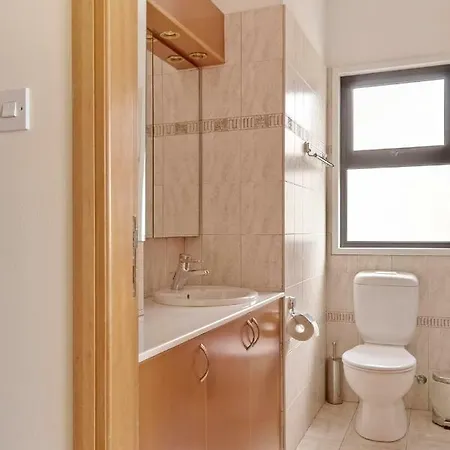 וילה Enalos Beachfront לרנקה