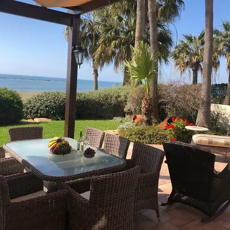 Villa Enalos Beachfront *