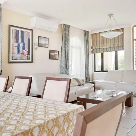 Enalos Beachfront * Larnaca
